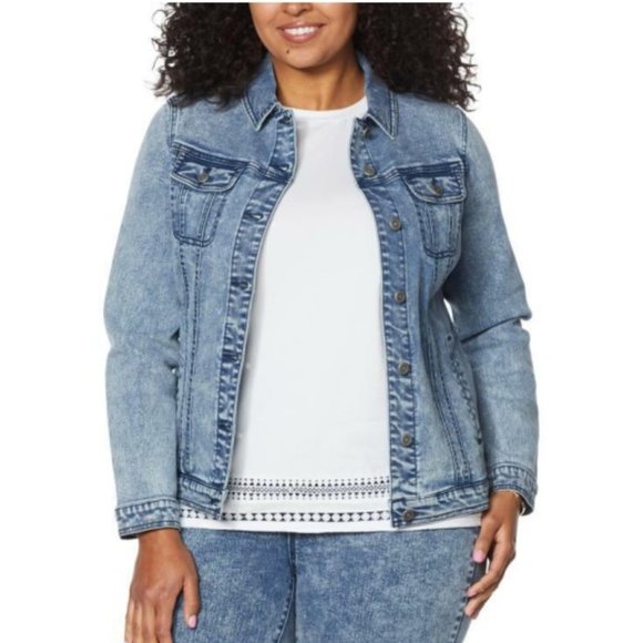 DG2 by Diane Gilman Snow Wash Boxy Jean Jacket - Picture 1 of 10